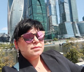 Violetta, 44, Saint Petersburg