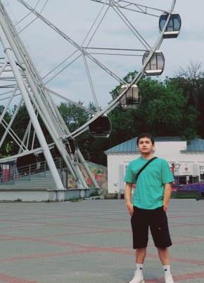Xasanboy из Владимира 22 года