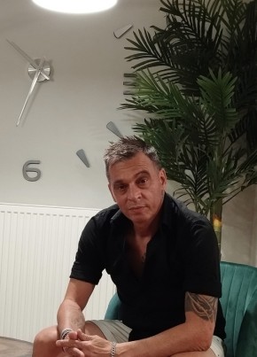 Kostis, 39, Greece, Trilofos