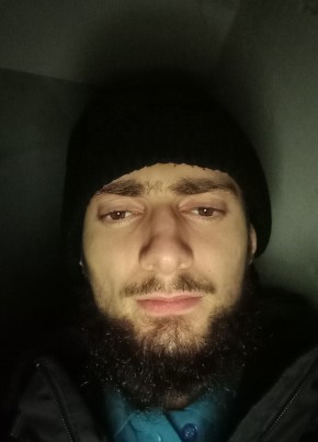 Арсен из Каспийска 39 лет