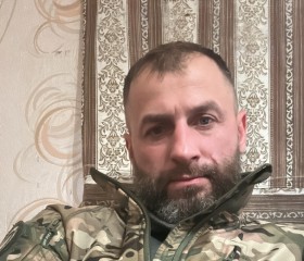 Виталий, 37 лет, Луганськ