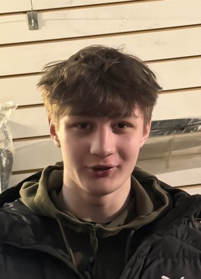 Никита из Салехарда 23 года