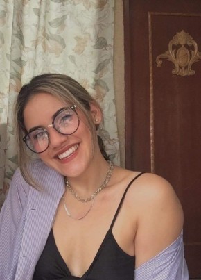 Mónica, 25, Estados Unidos Mexicanos, Mérida