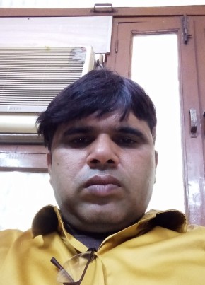 Jogesh Kumar Bag, 41, India, Agra