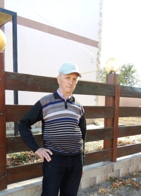 Ion Poleacov, 67, Republica Moldova, Chişinău