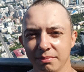 Max Maximov, 26, Chelyabinsk