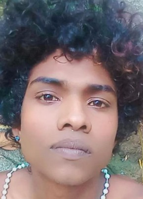 I play boy, 23, India, Pathanāmthitta
