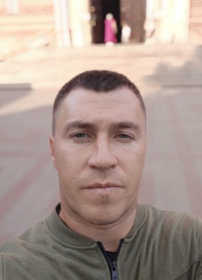 Sergey, 35, Russia, Sevastopol