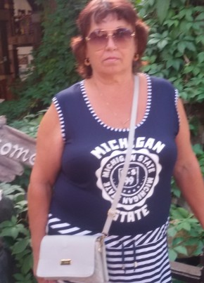 Галина, 64, Россия, Новомосковск