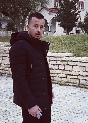 Ervin, 32, Romania, București