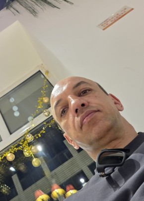 Дмитрий из Петропавловск-Камчатския 42 года