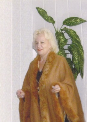 Юлия, 65, Россия, Мытищи