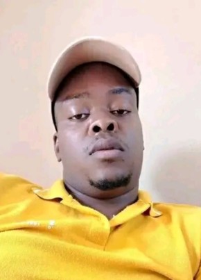 Obonolo Mothowak, 31, Botswana, Gaborone