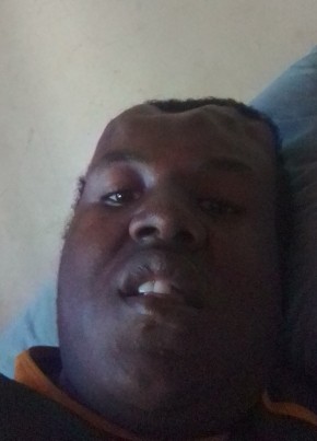 Sipho из ITheku 20 лет