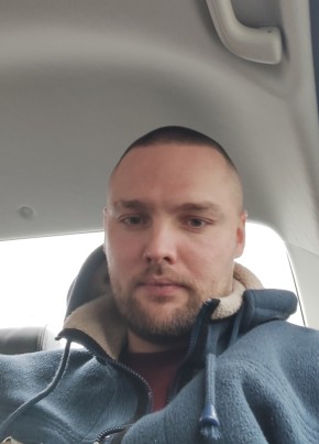 Konstantin, 33, Russia, Saint Petersburg