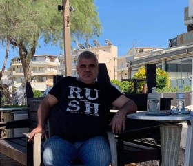 Alexis, 42, Plagiari