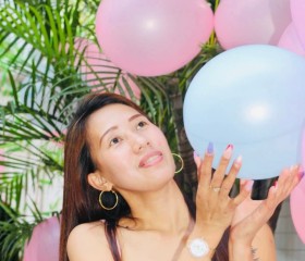 Mae, 35, Hong Kong