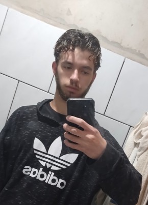 José из Rio do Sul 18 лет
