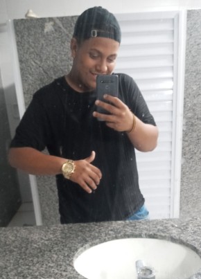 Joao из Salvador 18 лет