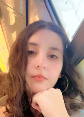 Ясмина из Paris 18 лет