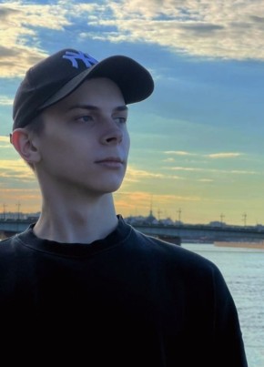 Андрей, 18, Россия, Санкт-Петербург