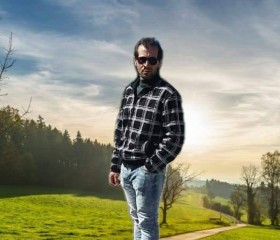 Giovanni, 23, Partinico