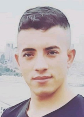 SERKAN из Emirdağ 33 года