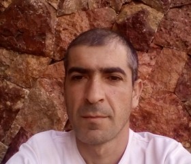Artur Mirzoyan, 40, Yerevan