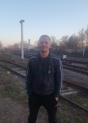 Вячеслав из Новочеркасска 33 года