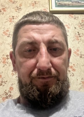 Павел из Санкт-Петербурга 40 лет