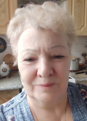 Инна, 68, Россия, Санкт-Петербург