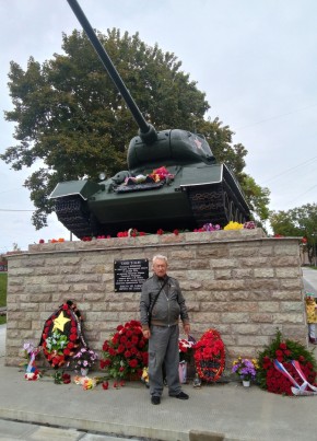 Valeriy Zinchenko, 73, Russia, Saint Petersburg