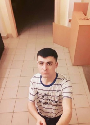 Александр, 31, Россия, Берёзовский