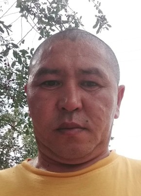 Рахат из Оренбурга 49 лет