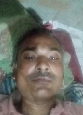 Pawan mahato, 53, India, Delhi