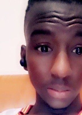 Tounkara, 24, République Française, Carcassonne