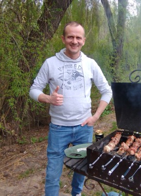 Alex, 41, Republica Moldova, Chişinău