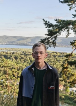 Константин из Киров (Кировской обл.) 19 лет