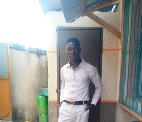 Soro, 18, Yamoussoukro