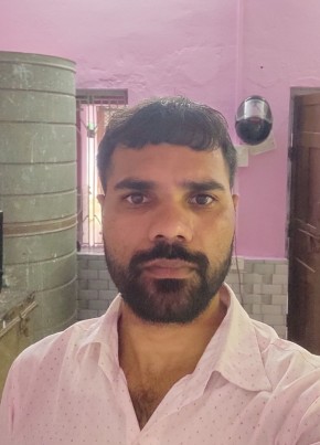Arun из Agra 28 лет