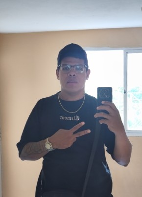 Ronald diaz из Medellín 32 года