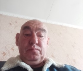 Анатолий, 48 лет, Прохладный