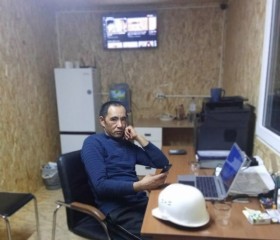 MIRJALOL, 26, Berlin