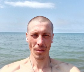 Олег, 35 лет, Свободный