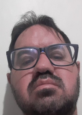Lucianopokorskid из Guaíba 45 лет