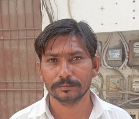 James Smith, 28, Al Fujayrah