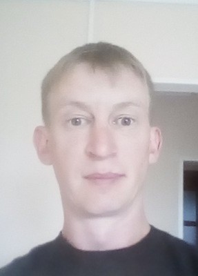 Александр, 36, Россия, Радужный (Югра)