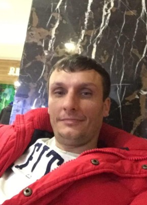 Максим из Москвы 44 года