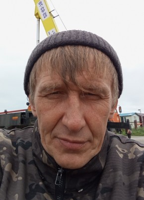 Алексей из Озерновския 46 лет