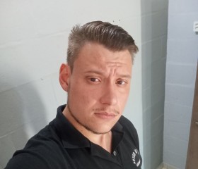 Marcos, 31, Brusque